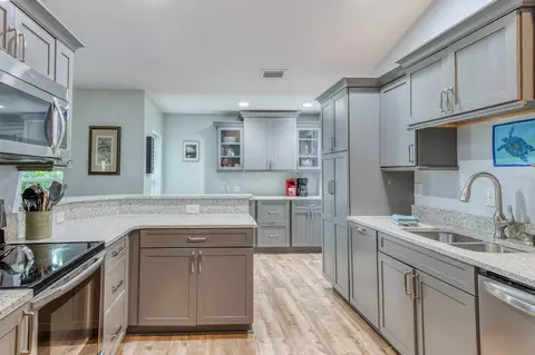 Kitchen - 5398 Soundview Ave, Saint Augustine, FL 32080 photo 5 of 5