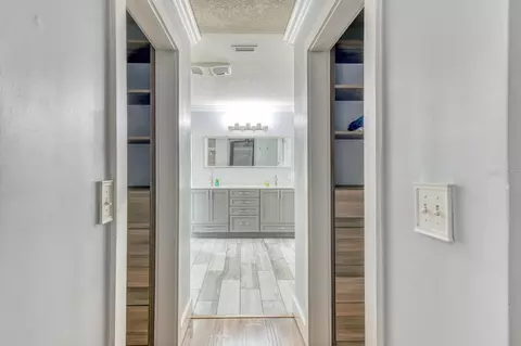 Entry Way - 5398 Soundview Ave, Saint Augustine, FL 32080 photo 3 of 3