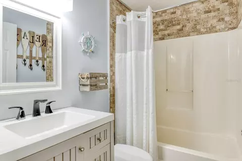 Bath - 5398 Soundview Ave, Saint Augustine, FL 32080 photo 3 of 4