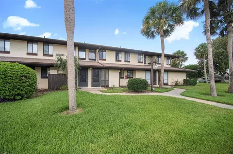 44 Club House Dr #106, Palm Coast, FL 32137