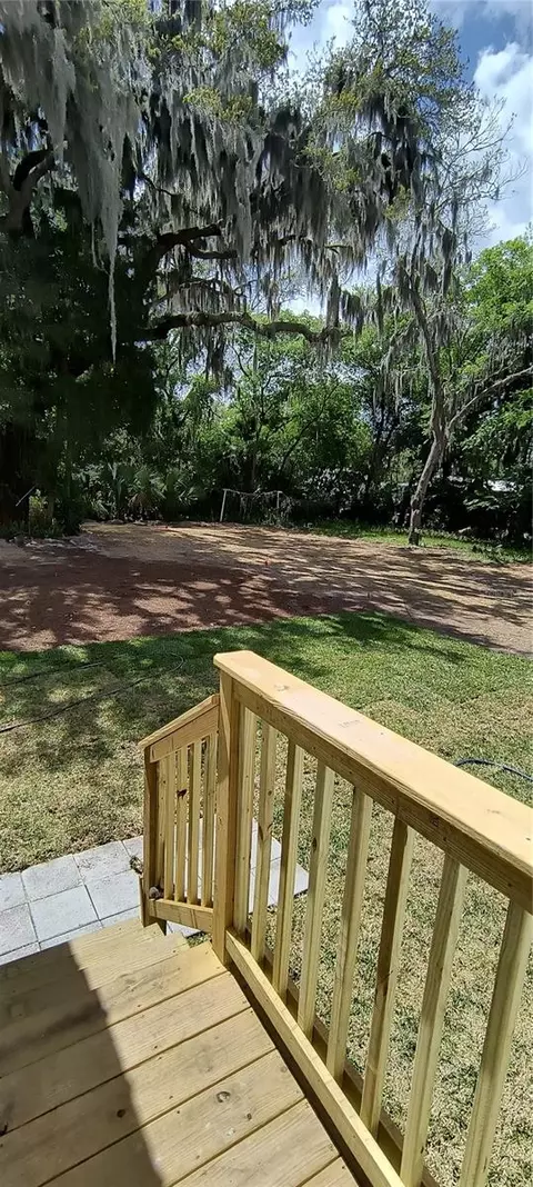 Exterior - 98 Bruen St, Saint Augustine, FL 32084 photo 7 of 11