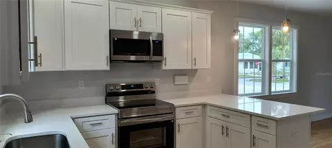 Kitchen - 98 Bruen St, Saint Augustine, FL 32084 photo 3 of 6