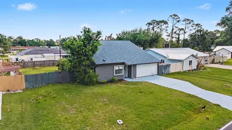 2819 Silver Palm Dr, Edgewater, FL 32141