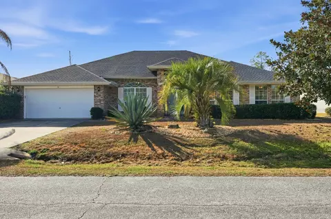 14 Roxanne Ln, Palm Coast, FL 32164
