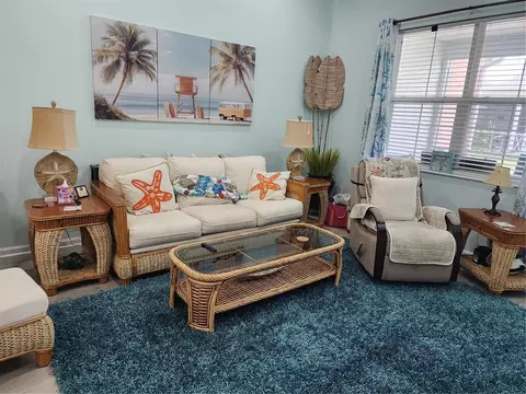 Living - 218 Ocean Hammock Loop, Daytona Beach, FL 32124 photo 4 of 4