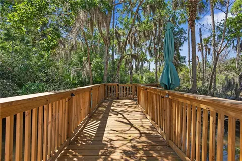 Exterior - 116 Pine Tree St, Flagler Beach, FL 32136 photo 4 of 10