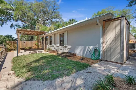 Exterior - 116 Pine Tree St, Flagler Beach, FL 32136 photo 2 of 10