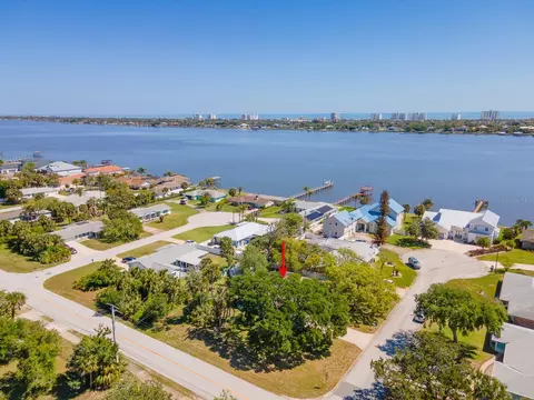 View/Area - 5 Emerald Cir, Ormond Beach, FL 32174 photo 1 of 9