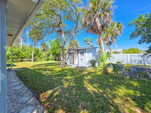 Exterior - 5 Emerald Cir, Ormond Beach, FL 32174 photo 9 of 12