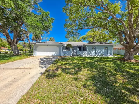 Exterior - 5 Emerald Cir, Ormond Beach, FL 32174 photo 2 of 12