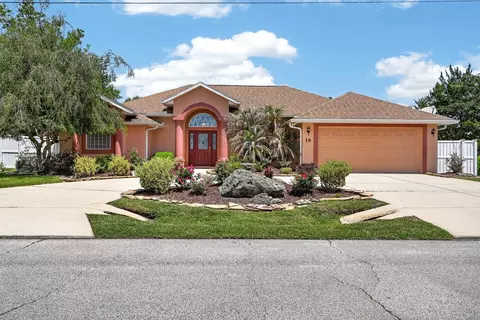 16 Wheeler Ln, Palm Coast, FL 32164