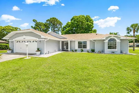 4589 Alder Dr, Port Orange, FL 32127