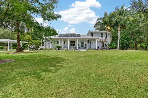 Exterior - 94 Smith Ln, Bunnell, FL 32110 photo 5 of 33