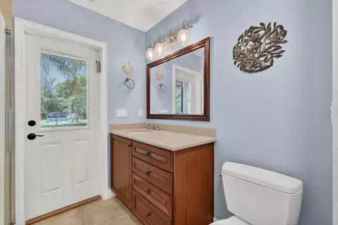 Bath - 94 Smith Ln, Bunnell, FL 32110 photo 4 of 5