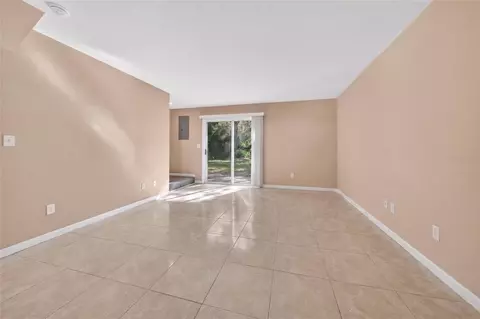 Living - 4420 Carter Rd #41, Saint Augustine, FL 32086 photo 3 of 3