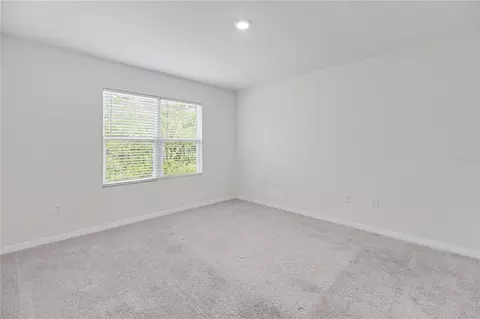 Bedroom - 365 Sunset Point Dr, Ormond Beach, FL 32174 photo 4 of 4