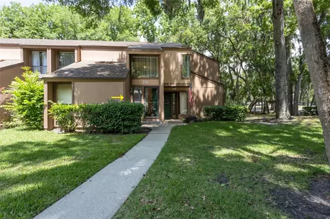 20 Broadmore Cir, Palm Coast, FL 32137