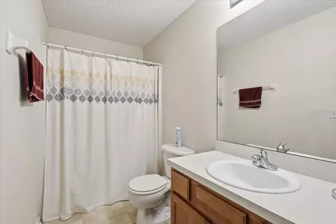 Bath - 12 Llestone Path, Palm Coast, FL 32164 photo 3 of 3