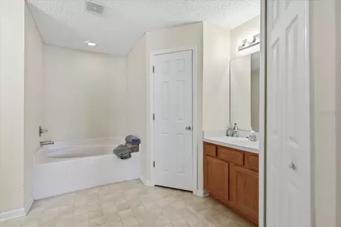 Bath - 12 Llestone Path, Palm Coast, FL 32164 photo 1 of 3