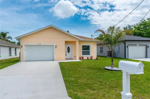 725 Indiana St, Daytona Beach, FL 32114