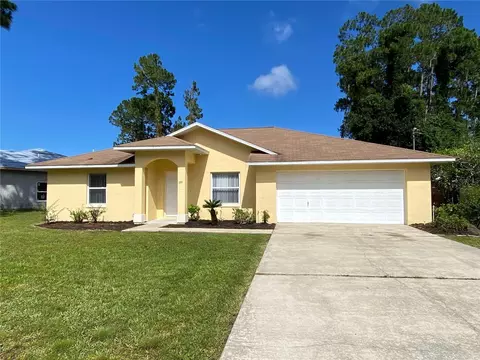 100 Wood Haven Dr, Palm Coast, FL 32137