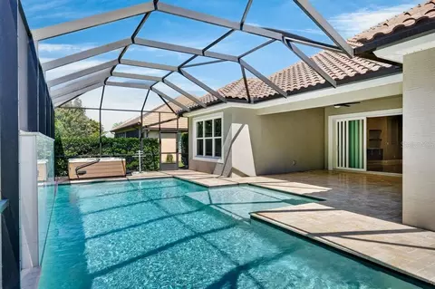 Exterior - 708 Woodbridge Ct, Ormond Beach, FL 32174 photo 10 of 11
