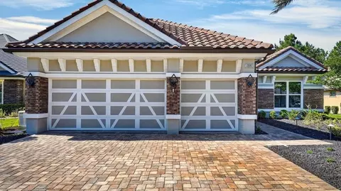 Exterior - 708 Woodbridge Ct, Ormond Beach, FL 32174 photo 4 of 11
