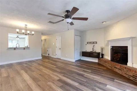 Living - 210 Lemon Tree Ln #9, Ormond Beach, FL 32174 photo 7 of 8