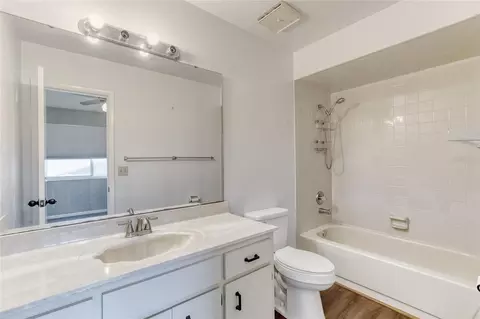 Bath - 210 Lemon Tree Ln #9, Ormond Beach, FL 32174 photo 4 of 4