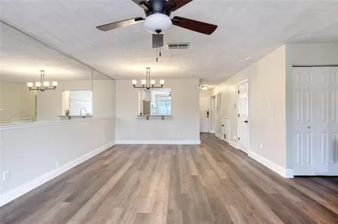 Living - 210 Lemon Tree Ln #9, Ormond Beach, FL 32174 photo 8 of 8