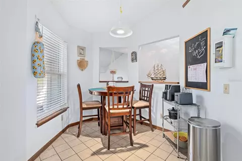 Dining - 596 N Nova Rd #308, Ormond Beach, FL 32174 photo 1 of 1