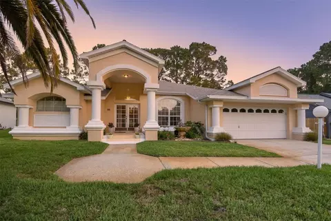 68 Webster Ln, Palm Coast, FL 32164