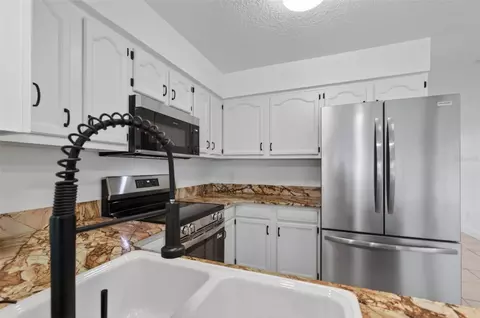 Kitchen - Undisclosed, Saint Augustine, FL 32086 photo 7 of 7