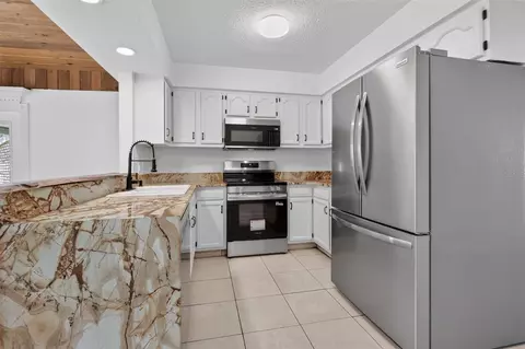 Kitchen - Undisclosed, Saint Augustine, FL 32086 photo 2 of 7