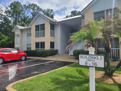 101 Bent Tree Dr #13, Daytona Beach, FL 32114