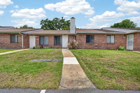 1571 Hancock Ln, Daytona Beach, FL 32117