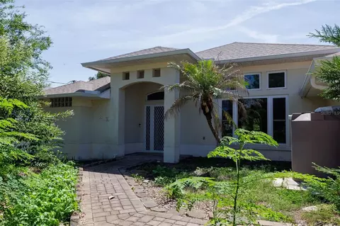 6 Fairhill Ln, Palm Coast, FL 32137