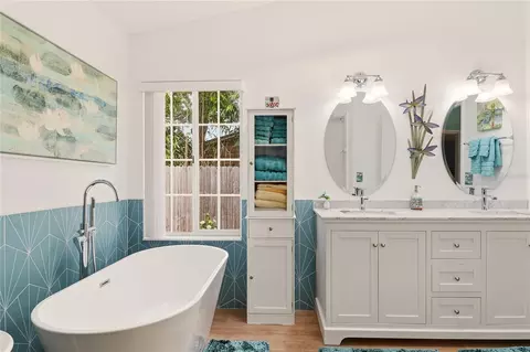 Bath - 110 Osprey Rd, Saint Augustine, FL 32086 photo 3 of 4