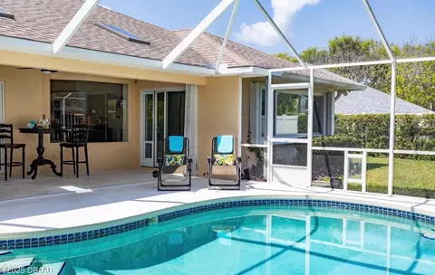 Exterior - 3 Seabridge Dr, Ormond Beach, FL 32176 photo 4 of 7
