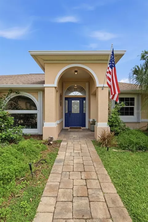 Exterior - 3 Seabridge Dr, Ormond Beach, FL 32176 photo 6 of 7