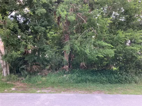 23 Comanche Ct, Palm Coast, FL 32137