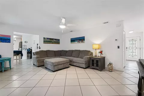 Living - 3 Overbrook Ct, Ormond Beach, FL 32174 photo 1 of 2