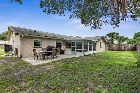 Exterior - 3 Overbrook Ct, Ormond Beach, FL 32174 photo 7 of 9