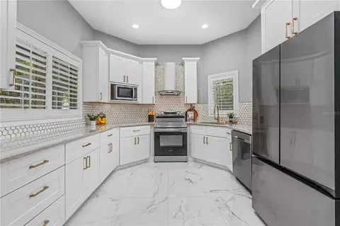 Kitchen - 57 Bay Pointe Dr, Ormond Beach, FL 32174 photo 3 of 4