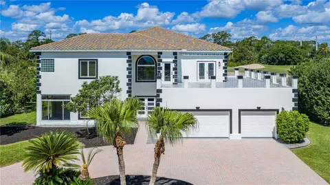 Exterior - 57 Bay Pointe Dr, Ormond Beach, FL 32174 photo 8 of 9
