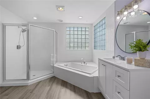 Bath - 57 Bay Pointe Dr, Ormond Beach, FL 32174 photo 5 of 7