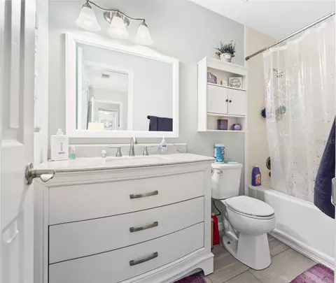Bath - 4953 SE 33rd Ter, Ocala, FL 34480 photo 1 of 4