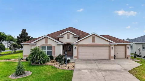 1614 Pennecamp Dr, The Villages, FL 32162
