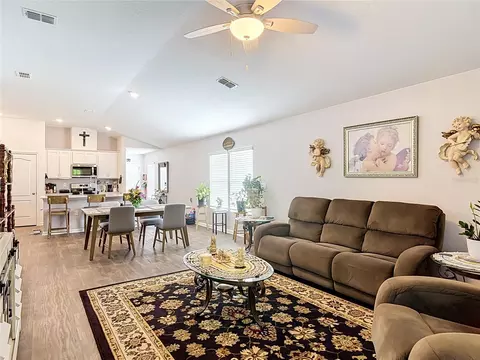 Living - 53 Bogey Pl, Bunnell, FL 32110 photo 2 of 4