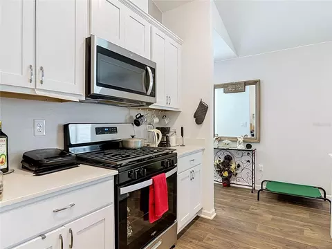 Kitchen - 53 Bogey Pl, Bunnell, FL 32110 photo 3 of 6